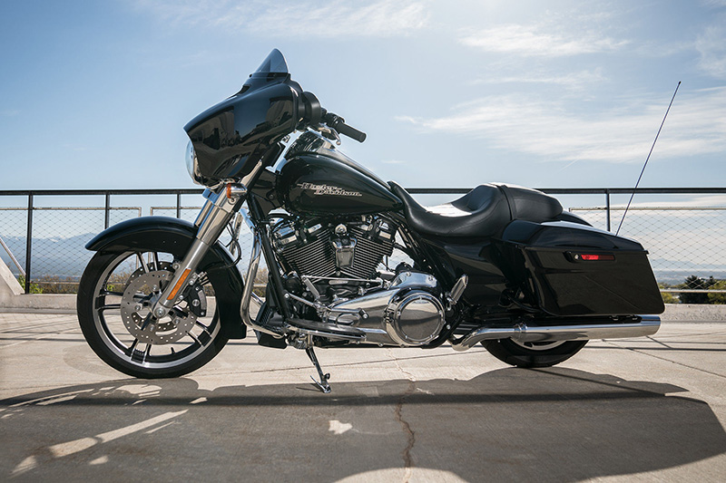 2018 Harley-Davidson Street Glide Base at Cox's Double Eagle Harley-Davidson