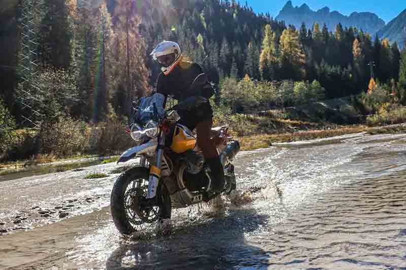 2020 Moto Guzzi V85 TT Adventure E4 at Wild West Motoplex