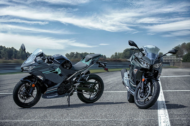 2020 Kawasaki Ninja® 400 ABS at Sloans Motorcycle ATV, Murfreesboro, TN, 37129