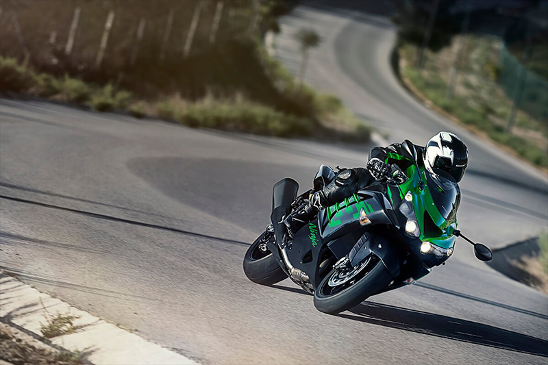 2020 Kawasaki Ninja® ZX™-14R ABS at Thornton's Motorcycle - Versailles, IN