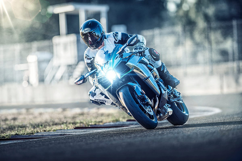 2020 Kawasaki Ninja® H2™ Base at Thornton's Motorcycle - Versailles, IN