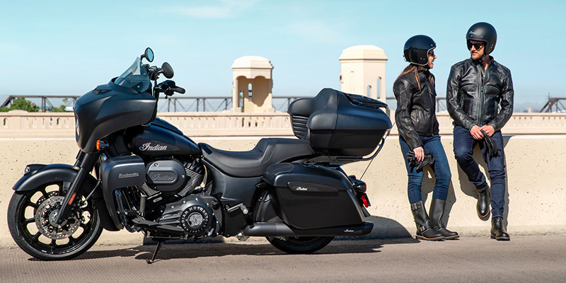 2021 Indian Motorcycle® Roadmaster® Dark Horse® at Sloans Motorcycle ATV, Murfreesboro, TN, 37129