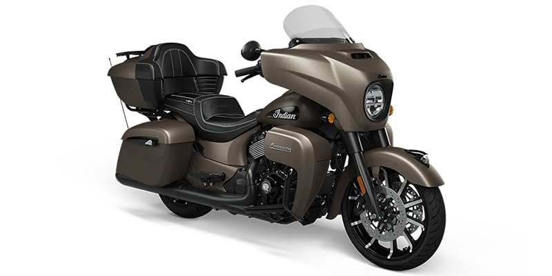 2021 Indian Roadmaster® Dark Horse® at Fort Myers