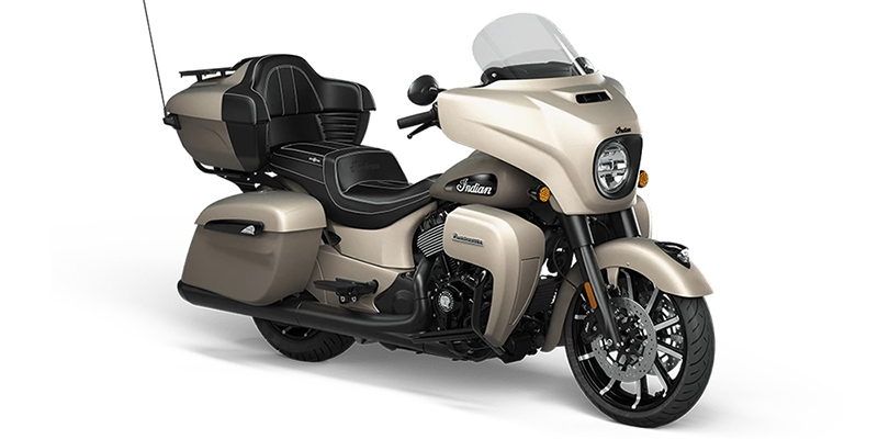 Roadmaster® Dark Horse® at Fort Lauderdale