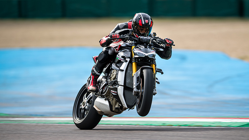 2022 Ducati Streetfighter V4 SP at Eurosport Cycle