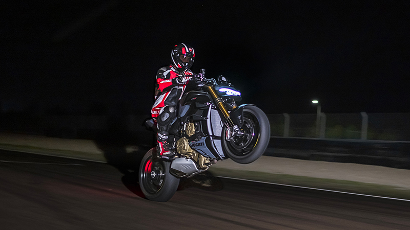 2023 Ducati Streetfighter V4 at Frontline Eurosports