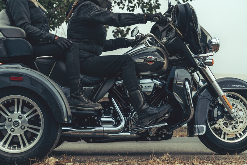 2023 Harley-Davidson Trike Tri Glide® Ultra at Vandervest Harley-Davidson, Green Bay, WI 54303