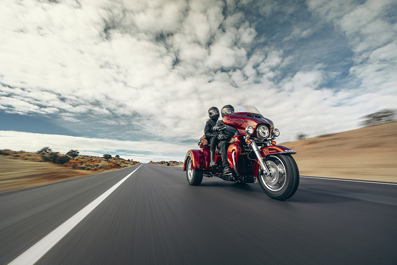 2023 Harley-Davidson Trike Tri Glide® Ultra Anniversary at Vandervest Harley-Davidson, Green Bay, WI 54303