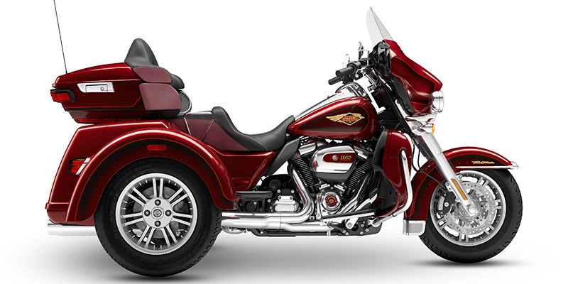 Tri Glide® Ultra Anniversary at Rooster's Harley Davidson
