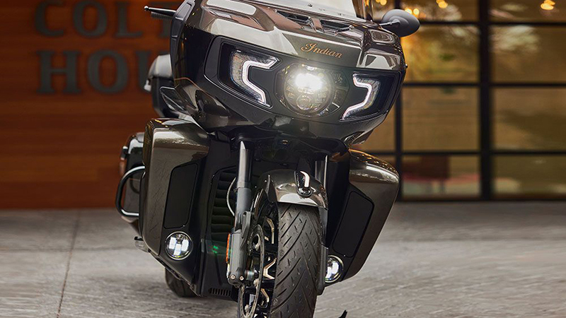 2023 Indian Motorcycle® Pursuit Elite at Pikes Peak Indian Motorcycles
