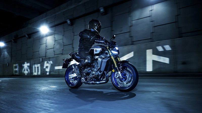 2024 Yamaha MT 09 SP at Martin Moto