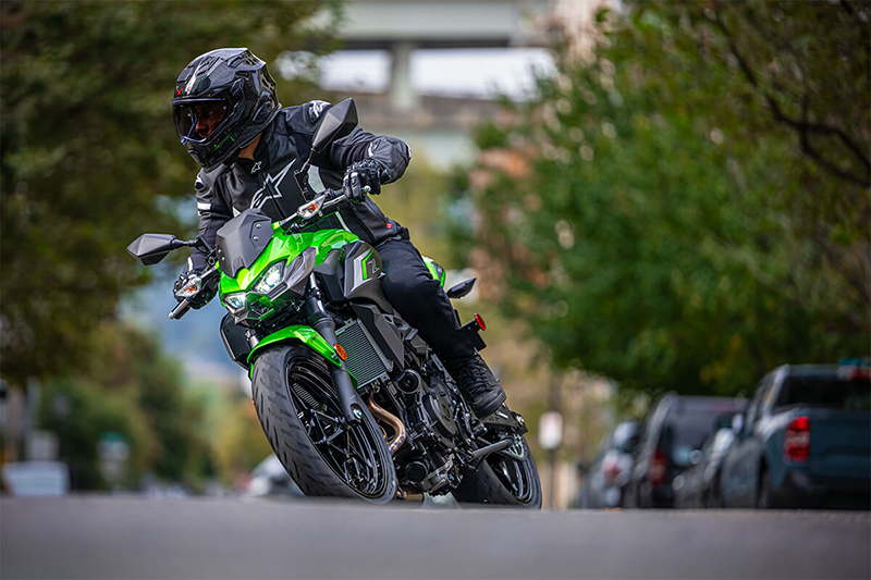 2024 Kawasaki Z500 ABS at Ehlerding Motorsports