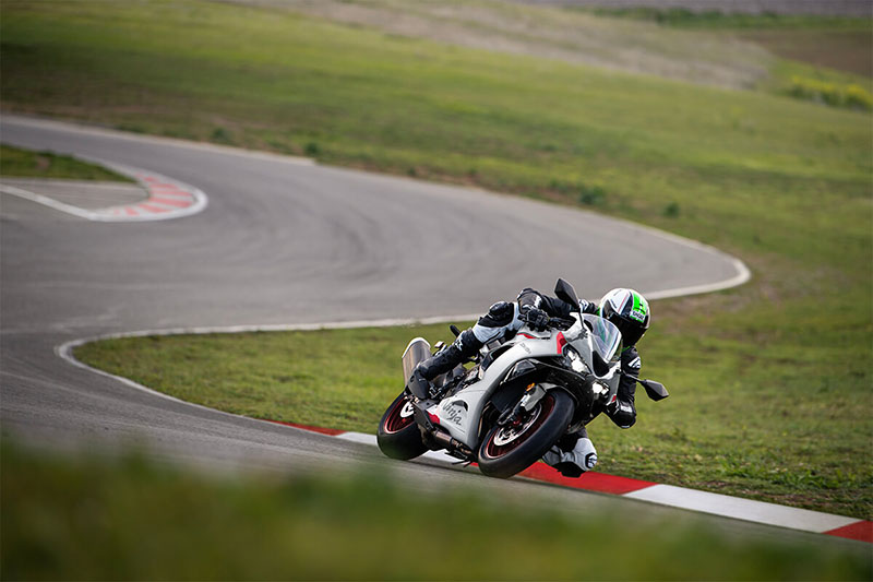 2025 Kawasaki Ninja® ZX™-6R ABS at Interlakes Sport Center