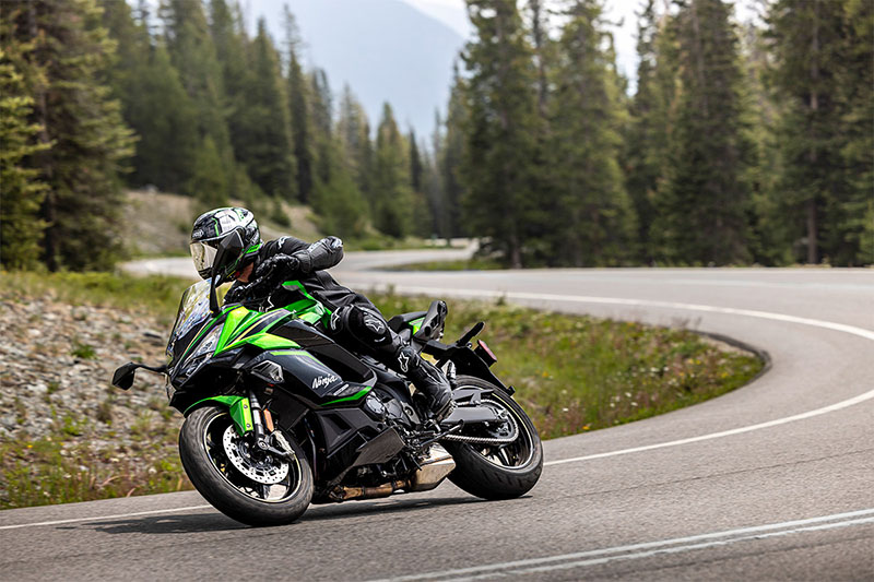 2025 Kawasaki Ninja® 1100SX SE ABS at Interlakes Sport Center