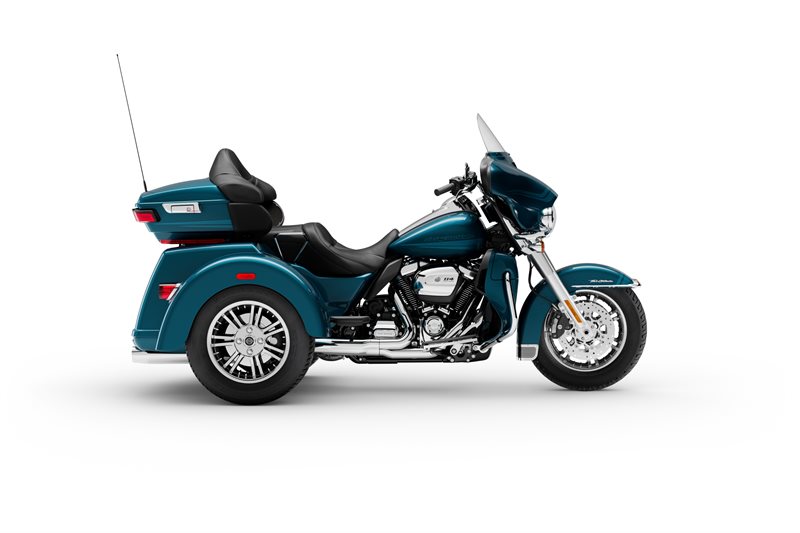 Tri Glide Ultra at Zips 45th Parallel Harley-Davidson