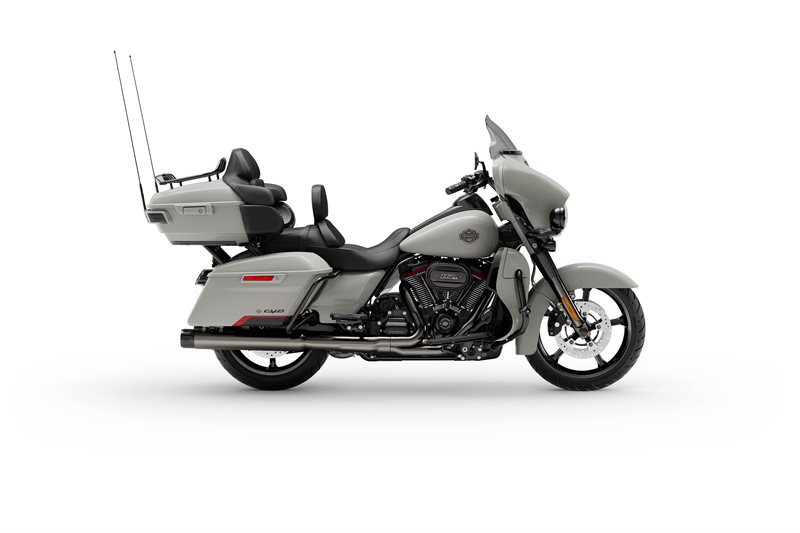 CVO Limited at Zips 45th Parallel Harley-Davidson