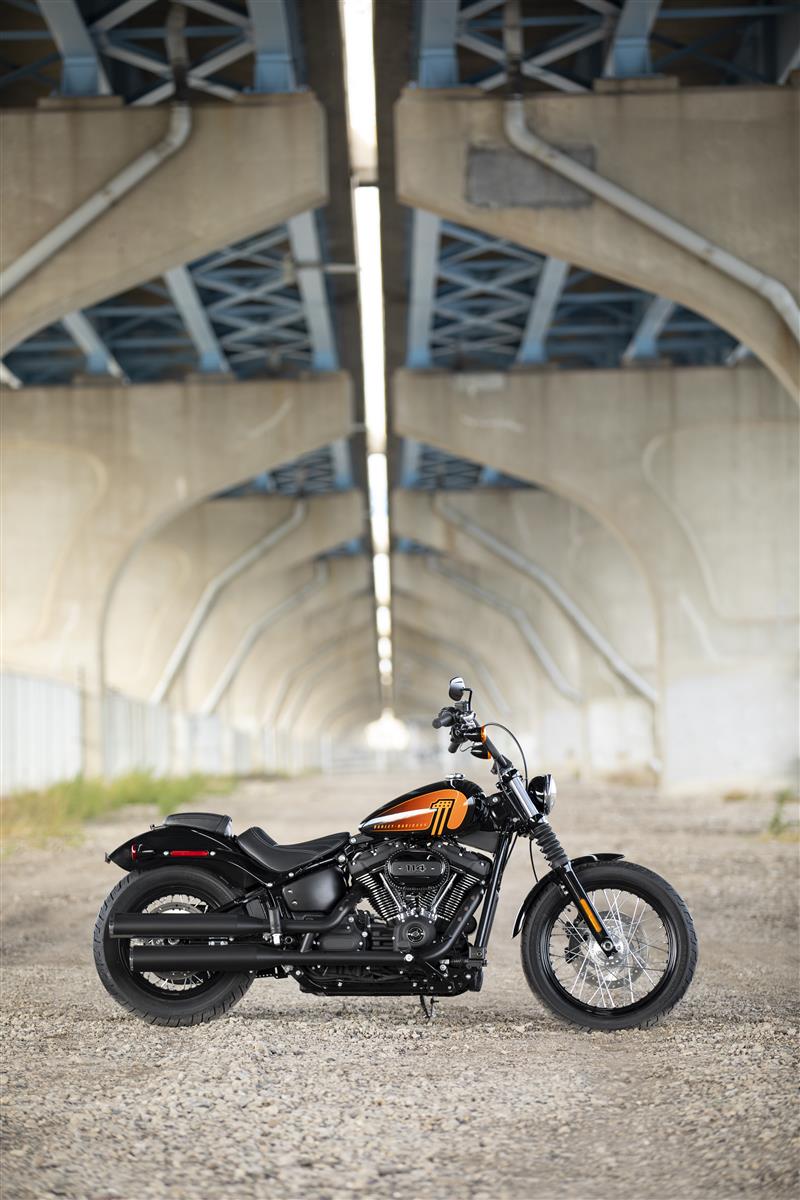 2021 Harley-Davidson Cruiser Street Bob 114 at Ventura Harley-Davidson