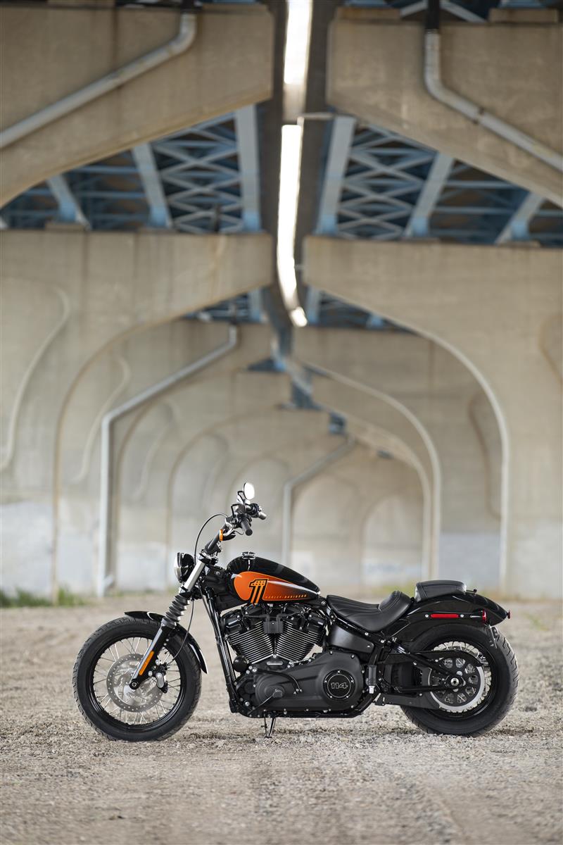 2021 Harley-Davidson Cruiser Street Bob 114 at Hoosier Harley-Davidson