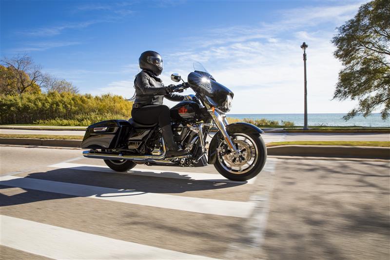 2021 Harley-Davidson Grand American Touring Electra Glide Standard ...