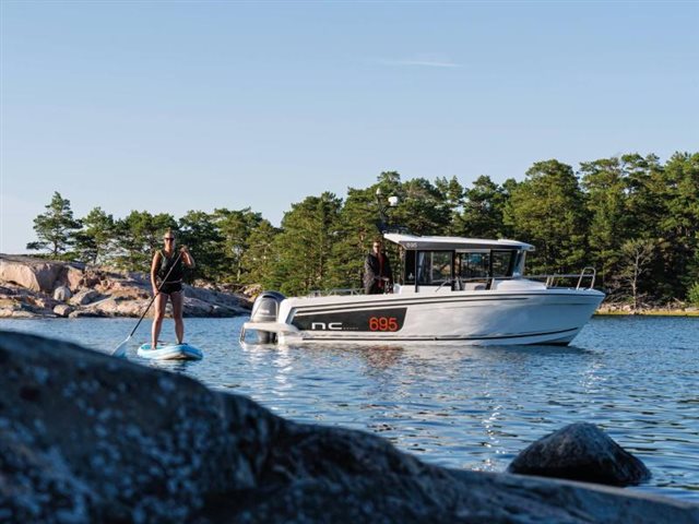 NC Sport 695 Series 2 at Baywood Marina