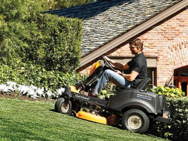 2020 Cub Cadet Electric Riding Mowers RZT S Zero at Wise Honda