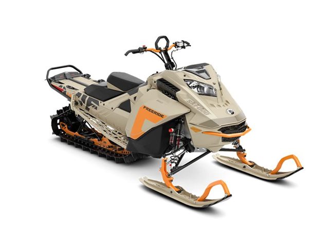 Rotax® 850 E-TEC® 146 ES PowderMax II 25 at Interlakes Sport Center