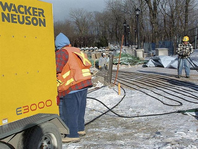 2020 Wacker Neuson Hydronic Surface Heaters E3000 W/ 3kW Gen at Wise Honda