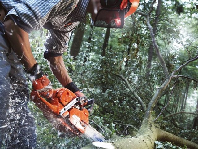 2022 Husqvarna Power Gas Chainsaws 555 20 in at R/T Powersports