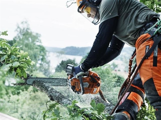 2022 Husqvarna Power Professional Chainsaws T540 XP® II 14 in at R/T Powersports