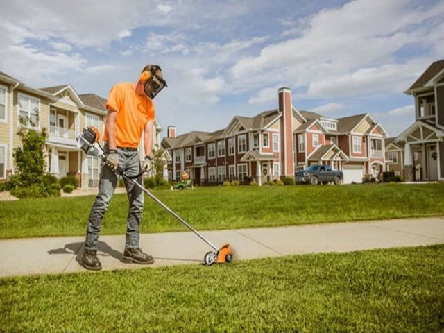 2022 STIHL Edgers Edgers FC 91 at Patriot Golf Carts & Powersports