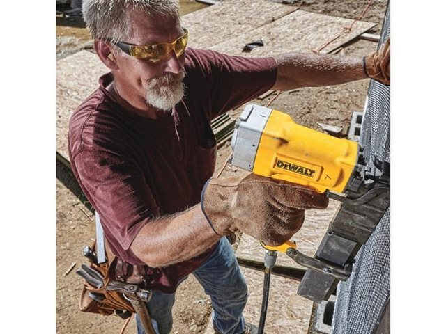 2022 DeWalt Air Staplers DW451S2 at McKinney Outdoor Superstore