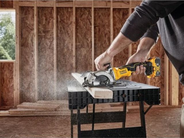 2022 DeWalt Circular Saws DCS571P1 at McKinney Outdoor Superstore