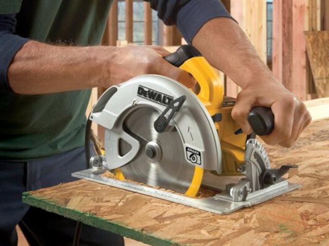 2022 DeWalt Circular Saws DWE575SB at McKinney Outdoor Superstore