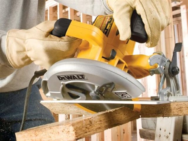 2022 DeWalt Circular Saws DWE575SB at McKinney Outdoor Superstore