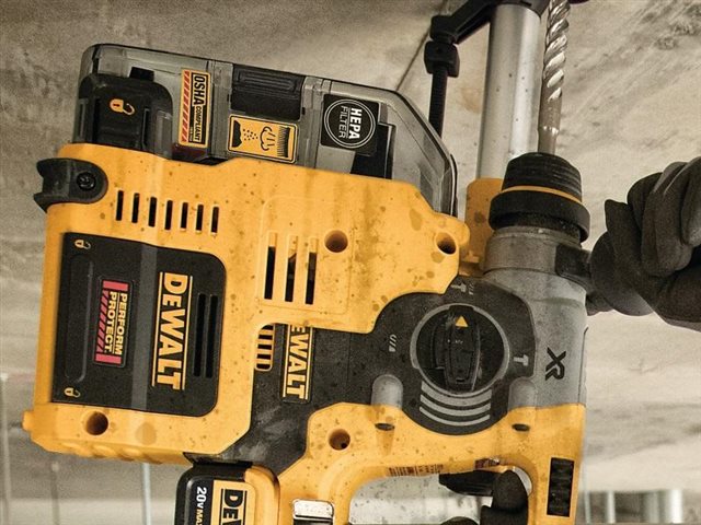 2022 DeWalt Dust Extractor DWH303DH at McKinney Outdoor Superstore