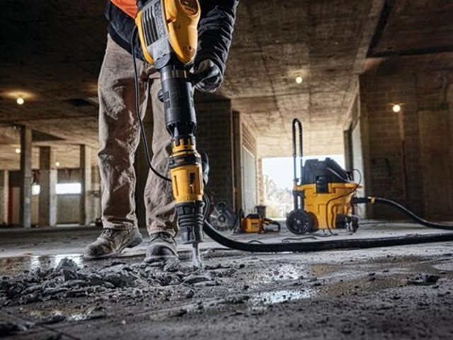 2022 DeWalt Dust Extractor DWH053K at McKinney Outdoor Superstore