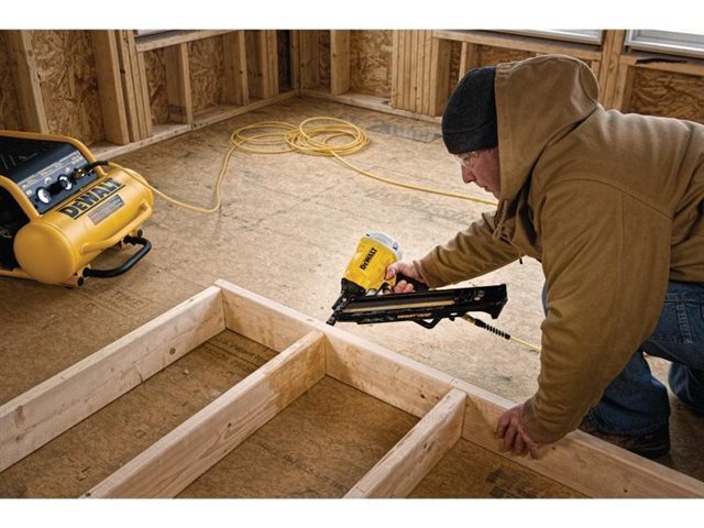 2022 DeWalt Finish & Brad Nailers DW66C-1 at McKinney Outdoor Superstore