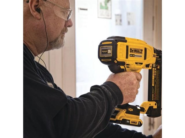 2022 DeWalt Finish & Brad Nailers DCN680B at McKinney Outdoor Superstore