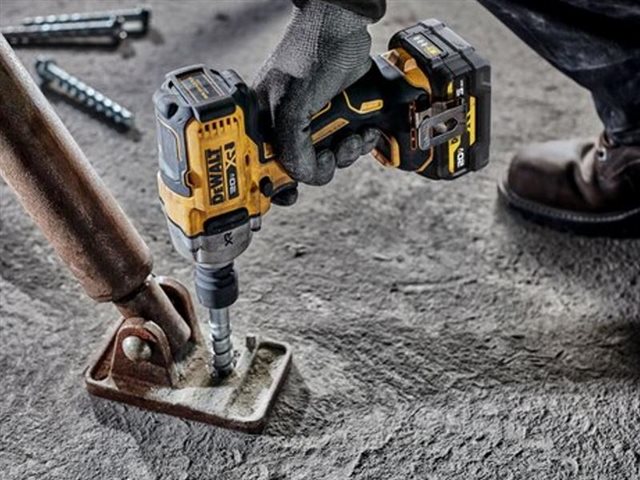 2022 DeWalt Impact Wrenches DCF891GP2 at McKinney Outdoor Superstore