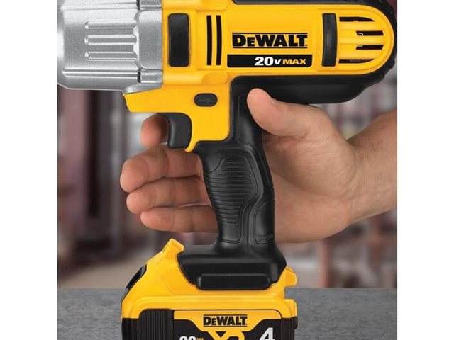 2022 DeWalt Impact Wrenches DCF889M2 at McKinney Outdoor Superstore