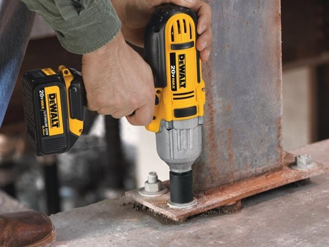 2022 DeWalt Impact Wrenches DCF889L2 at McKinney Outdoor Superstore