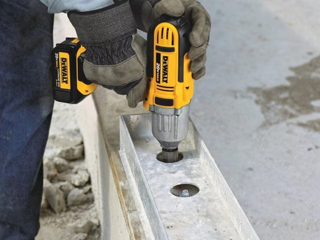 2022 DeWalt Impact Wrenches DCF889L2 at McKinney Outdoor Superstore