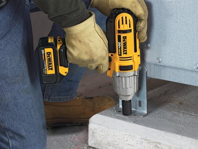 2022 DeWalt Impact Wrenches DCF889HL2 at McKinney Outdoor Superstore