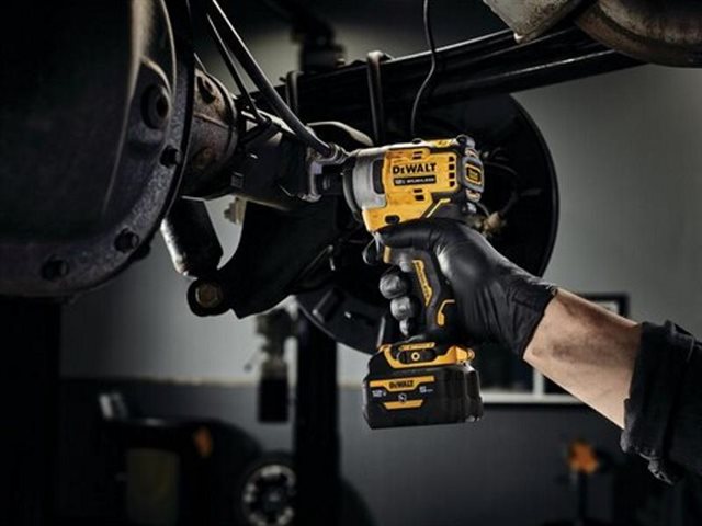 2022 DeWalt Impact Wrenches DCF903GJ1G1 at McKinney Outdoor Superstore