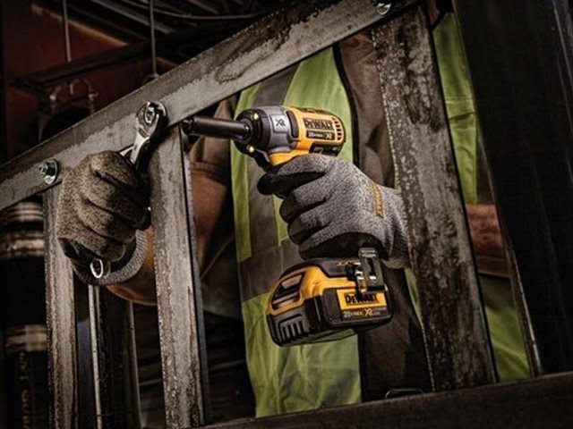 2022 DeWalt Impact Wrenches DCF890 at McKinney Outdoor Superstore