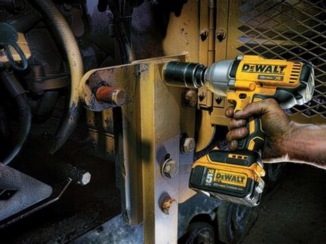 2022 DeWalt Impact Wrenches DCF899P2 at McKinney Outdoor Superstore