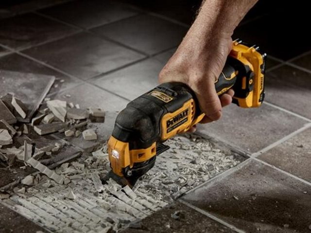 2022 DeWalt Oscillating Multi-Tools DCS353G1 at McKinney Outdoor Superstore