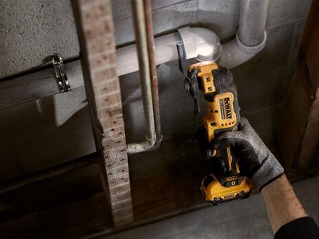 2022 DeWalt Oscillating Multi-Tools DCS353G1 at McKinney Outdoor Superstore