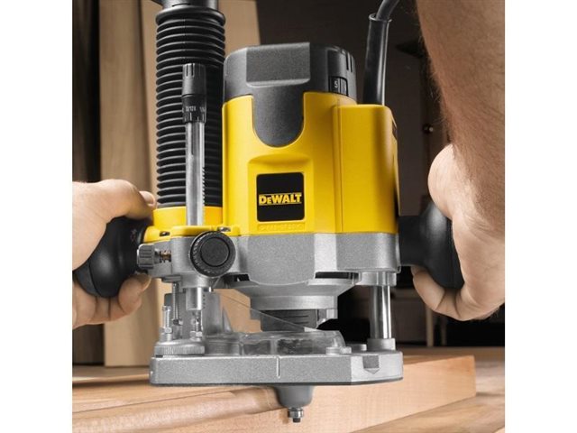 2022 DeWalt Routers DW621 at McKinney Outdoor Superstore