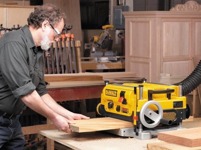 2022 DeWalt Thickness Planers DW735 at McKinney Outdoor Superstore